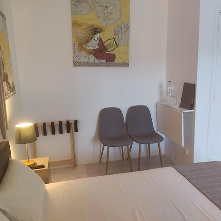 Xenonas Κithαiron Hotel Vilia Bagian luar foto