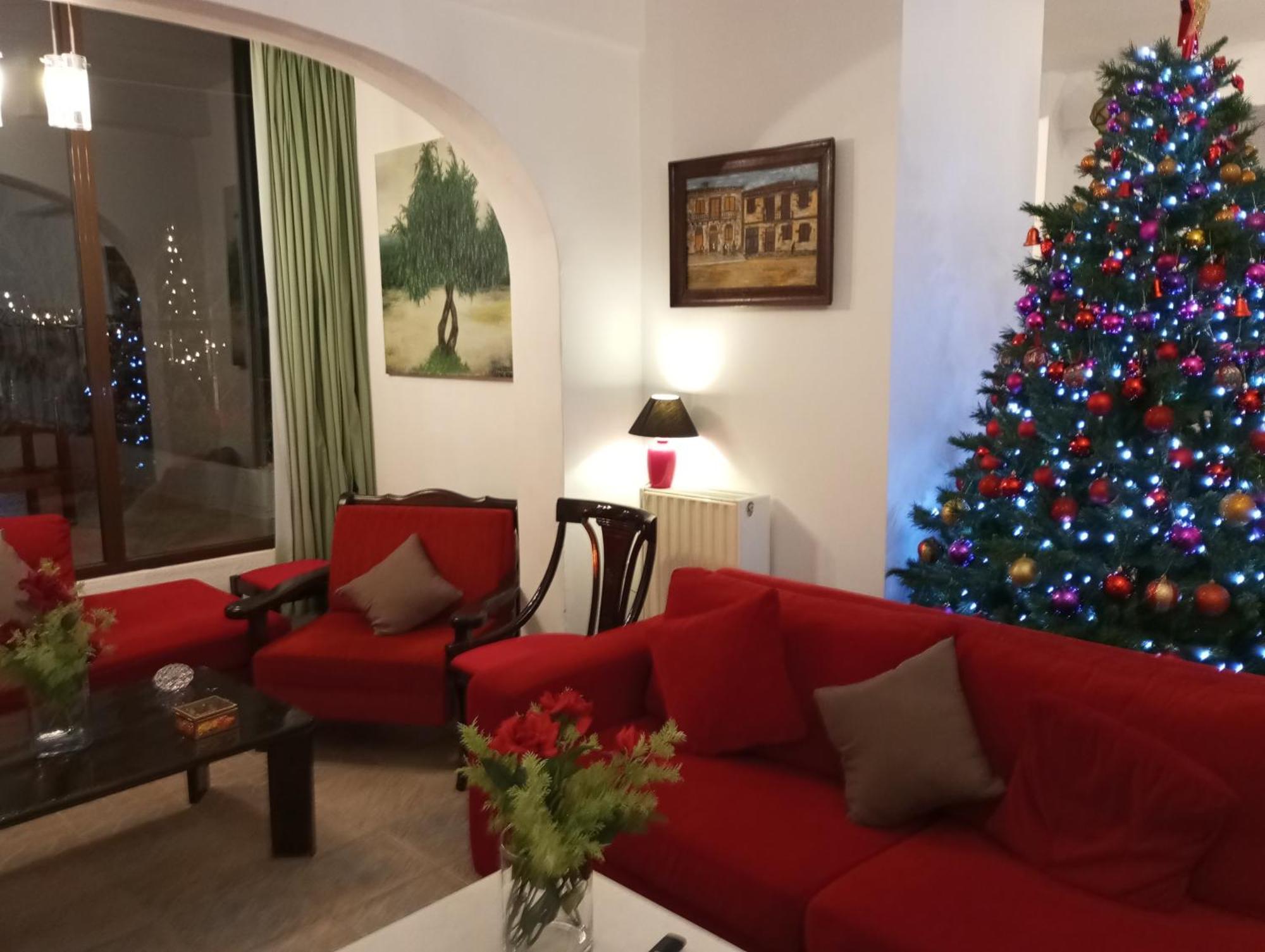 Xenonas Κithαiron Hotel Vilia Bagian luar foto