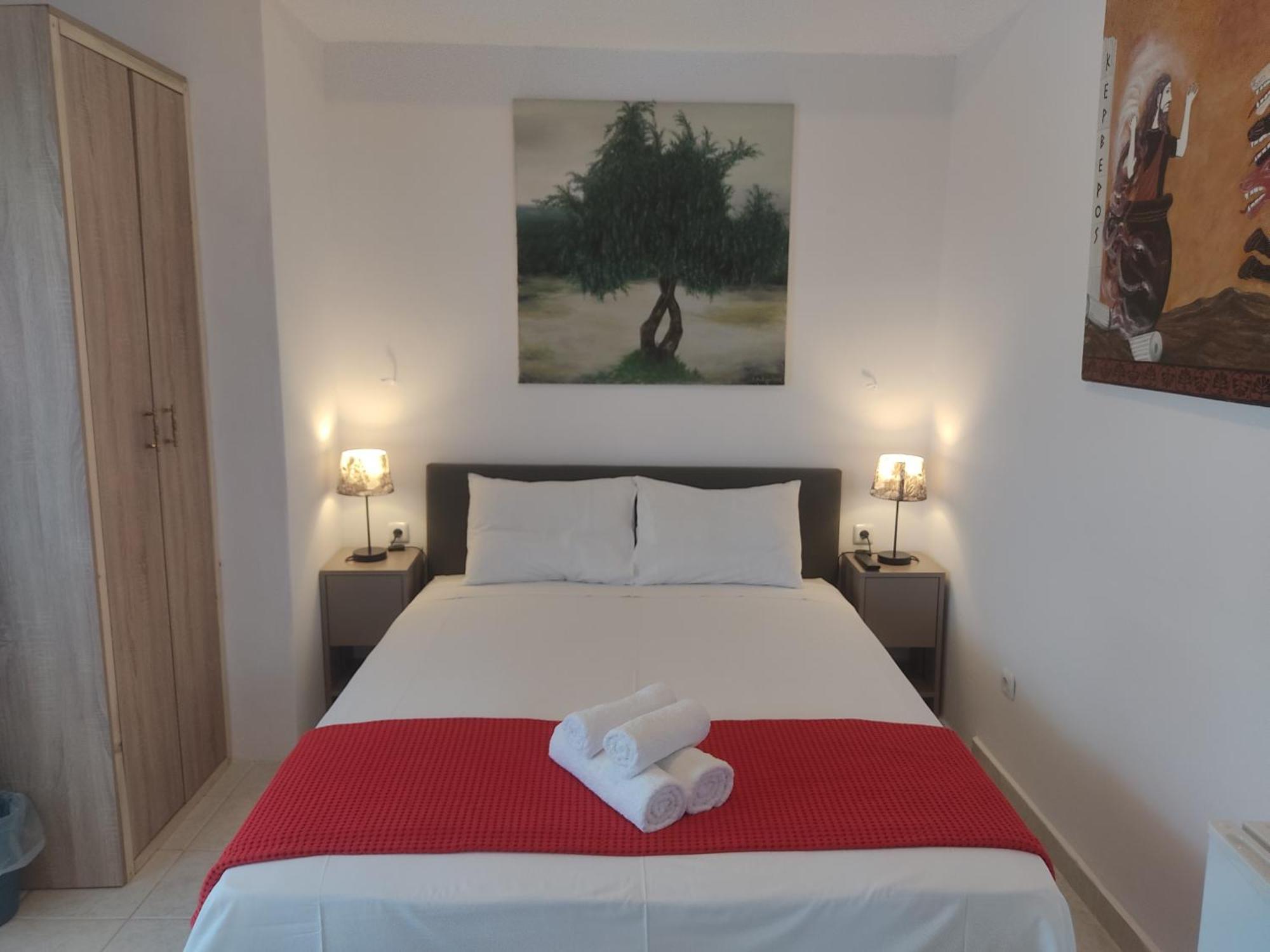 Xenonas Κithαiron Hotel Vilia Bagian luar foto