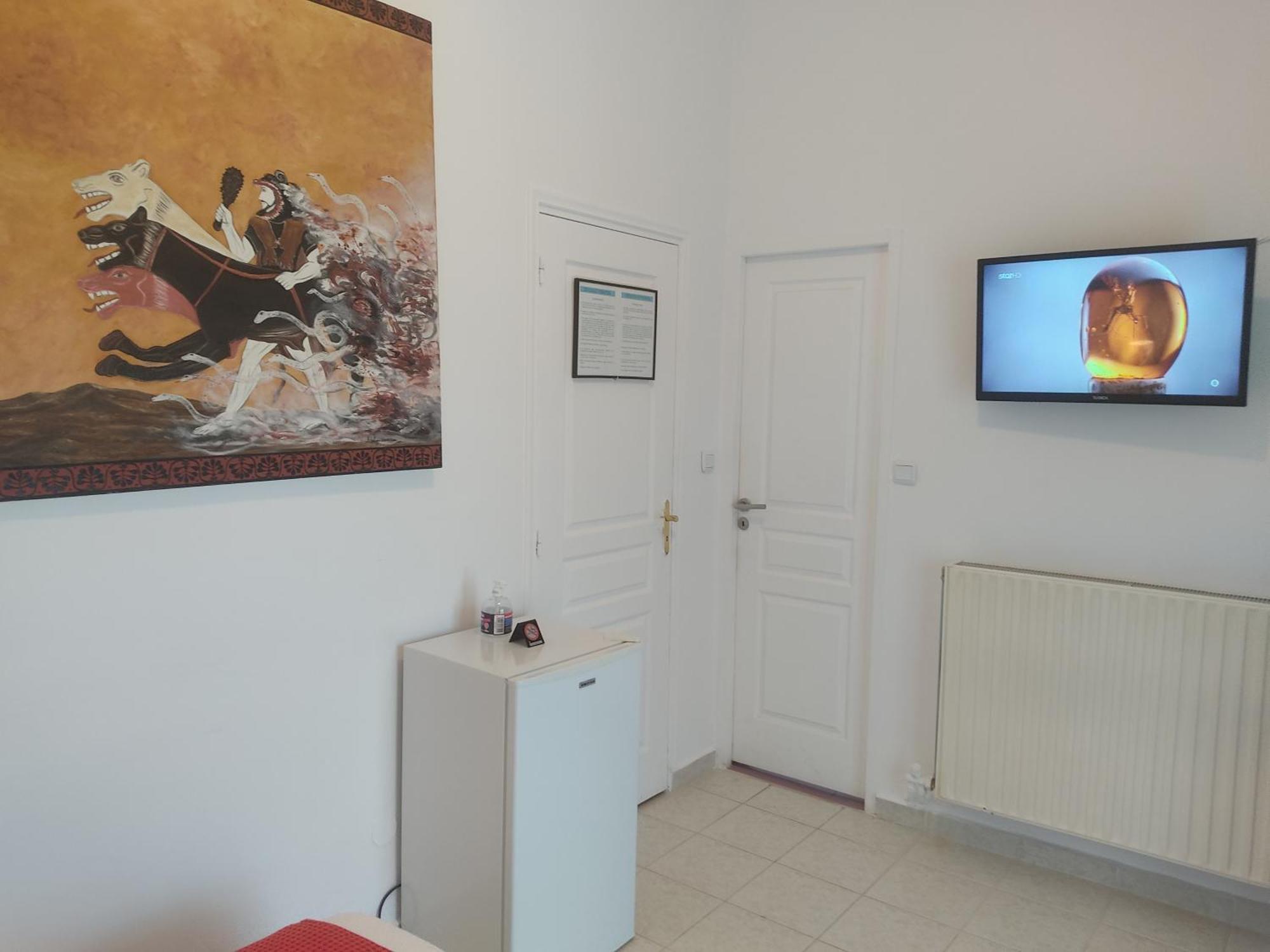 Xenonas Κithαiron Hotel Vilia Bagian luar foto