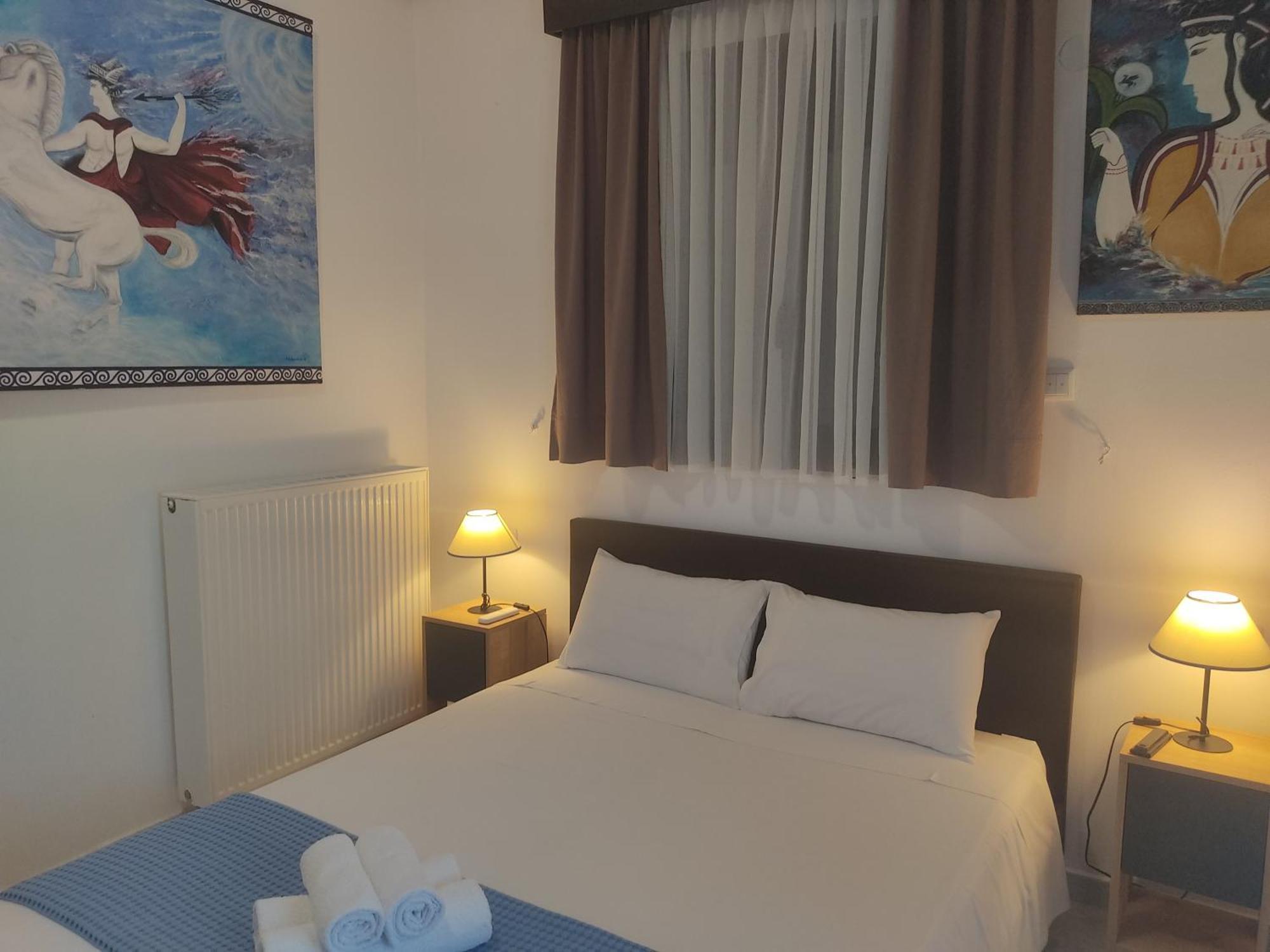 Xenonas Κithαiron Hotel Vilia Bagian luar foto